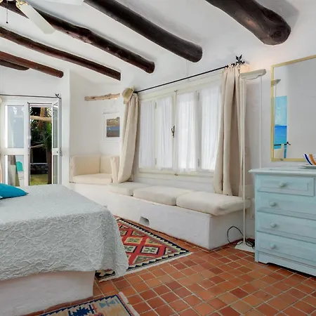 Private Orione Vila